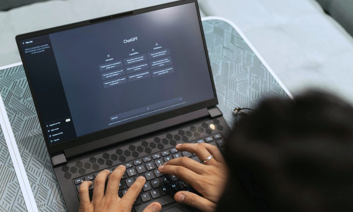 How to Use ChatGPT to Write SEO-Friendly Blogs That Rank
